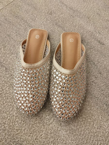 Naomi flats