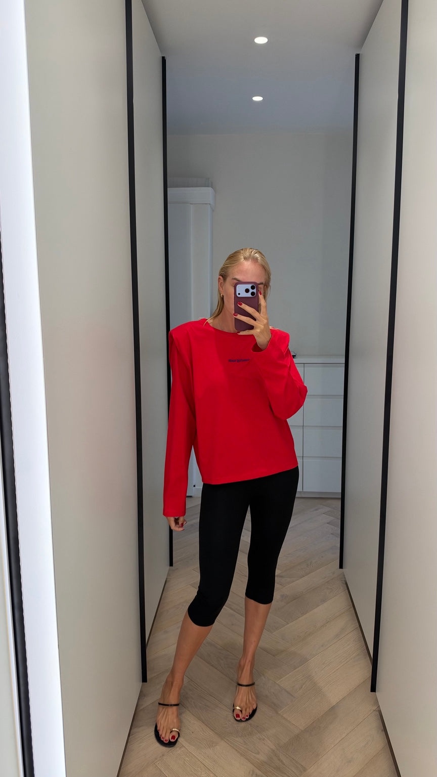 Black one-size capri leggings