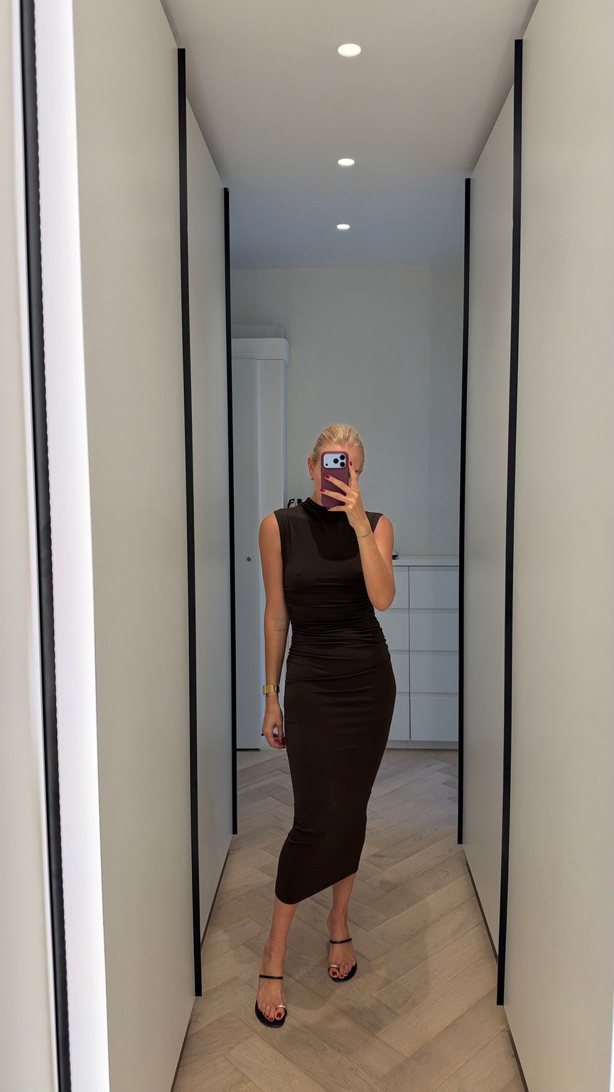 Cocoa Sienna Ruched Midi Dress full length