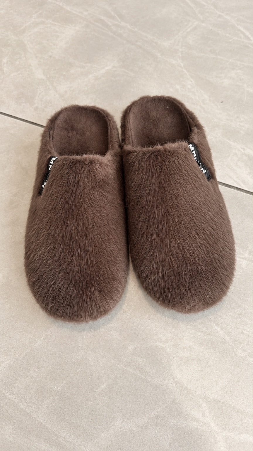 Noa Faux Fur Clogs in mocha